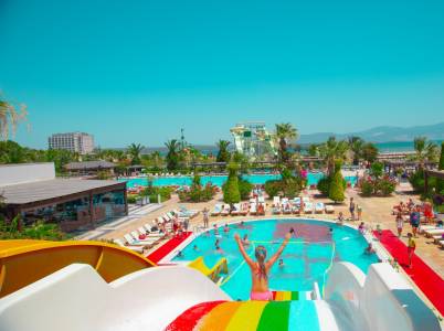 VENOSA BEACH RESORT AND SPA Pools & Beach